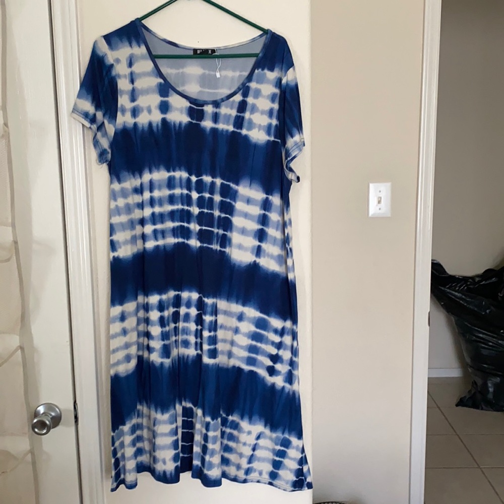 Mid dress tiedye